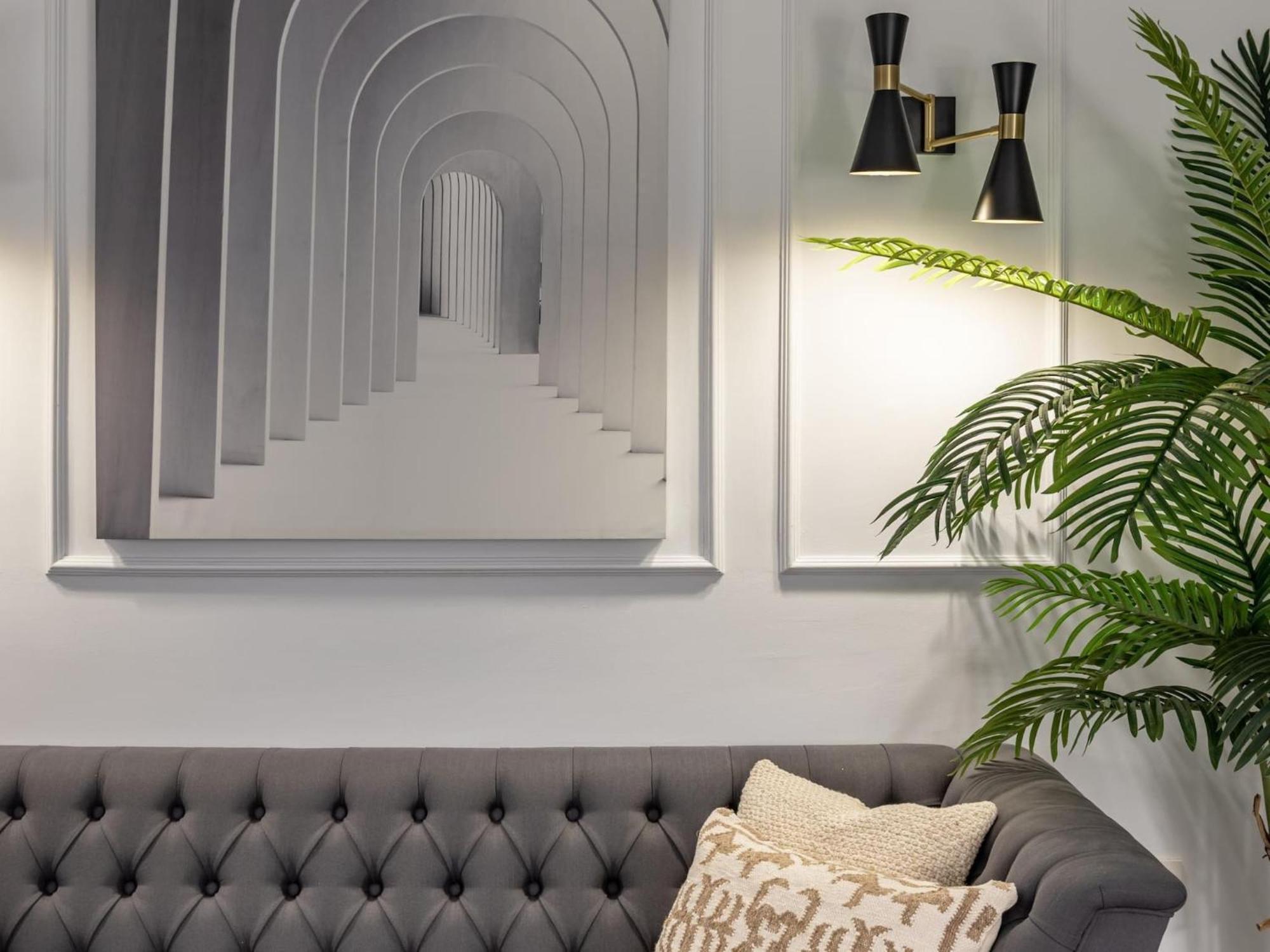 Central Stylish And Elegant 1 & 2 Bedroom Apartments I グラナダ エクステリア 写真