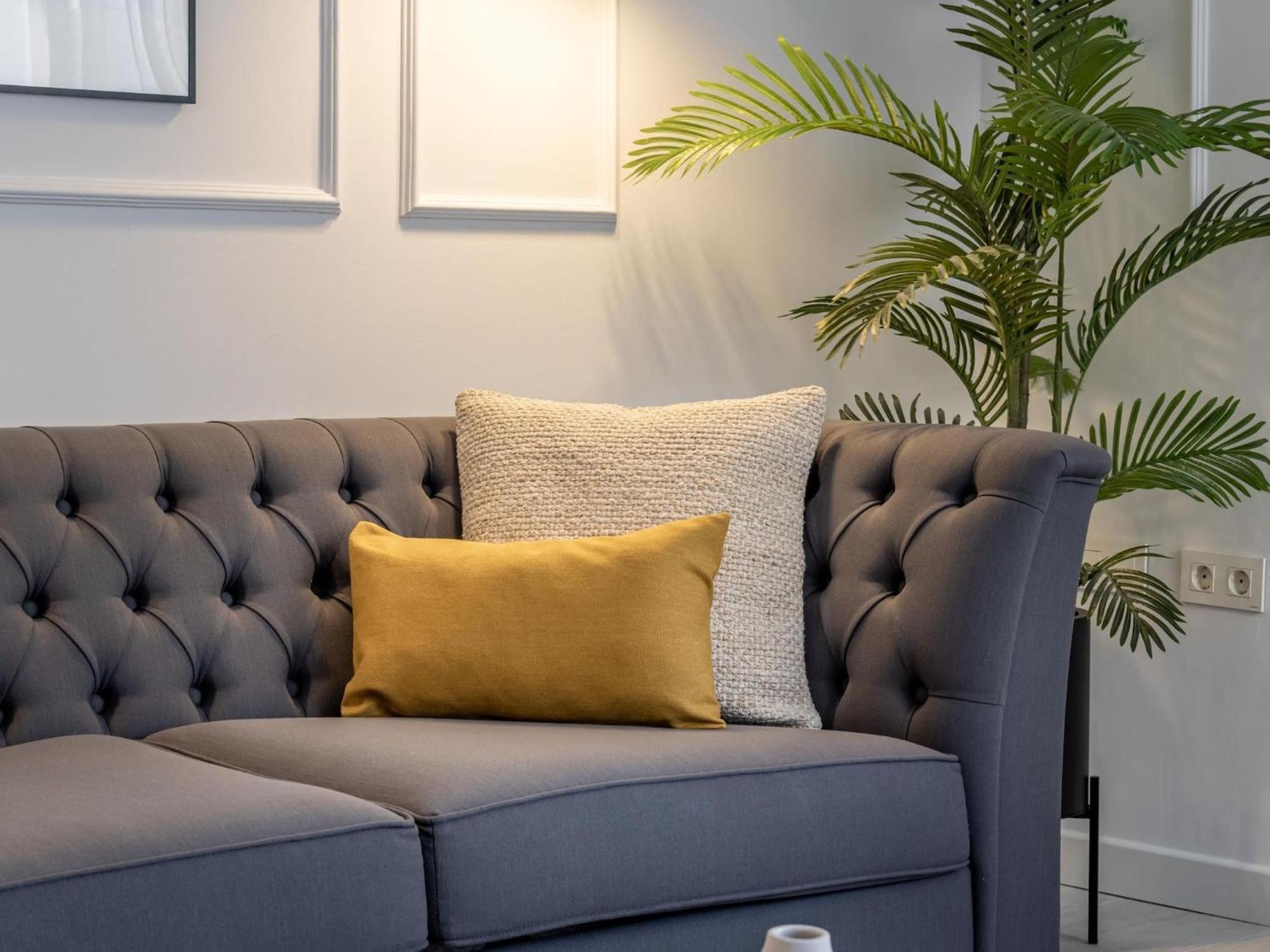 Central Stylish And Elegant 1 & 2 Bedroom Apartments I グラナダ エクステリア 写真
